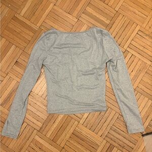 Women's Gray Long Sleeve Top